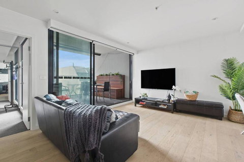 Heart Of Richmond Hideaway With Spacious Balcony - Accommodation Newcastle 2