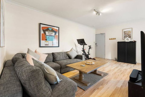 Homely-bright, Air Con, Car Spc - Accommodation Newcastle 3