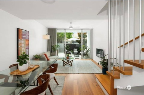 Indigo On Oxford Street - Riverside Two Bedroom Apartment - Accommodation Newcastle 2