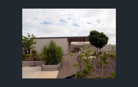Agape Holiday Home - Accommodation Newcastle 1