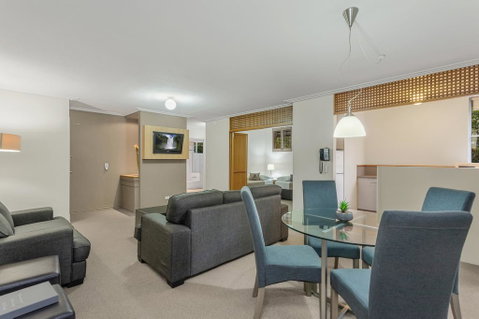 Airport International Hotel Brisbane - Accommodation Newcastle 0