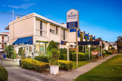 Alexander Motor Inn And Apartments - Accommodation Newcastle 0