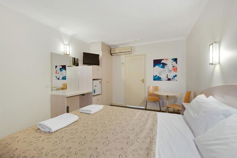 Alexander Motor Inn And Apartments - Accommodation Newcastle 3