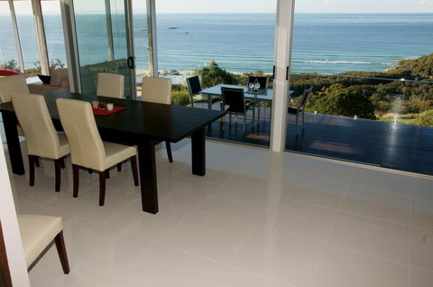 Allure - Accommodation Newcastle 1