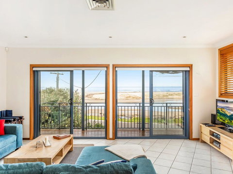 Allure - On Seven Mile Beach Gerroa - Accommodation Newcastle 2