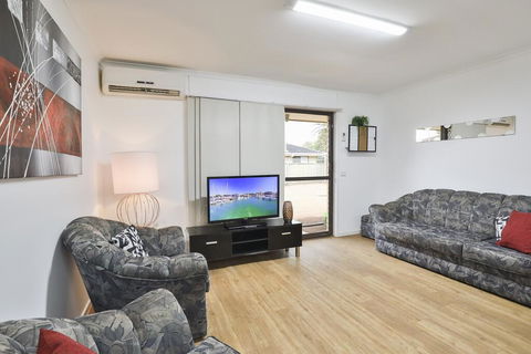 Allure Apartments - Central - Accommodation Newcastle 2