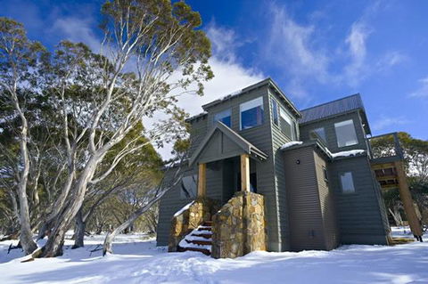 Alpenglow - Accommodation Newcastle 0
