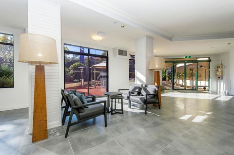 Alpha Hotel Canberra - Accommodation Newcastle 3