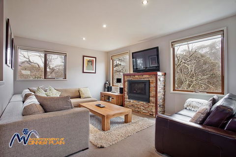 Alyeska - Accommodation Newcastle 1
