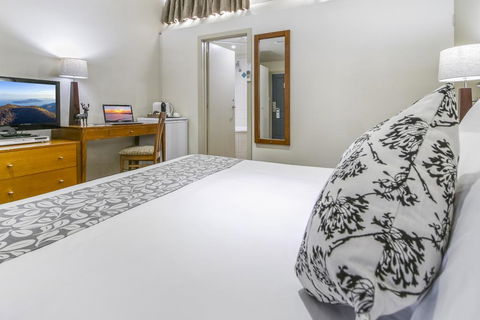 Alzburg Resort - Accommodation Newcastle 3