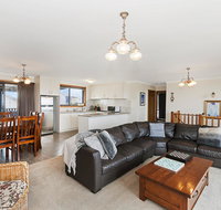 AMBIENCE BY THE SEA - Accommodation Newcastle