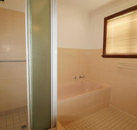 Amzaz 15 Korogora Street - Accommodation Newcastle