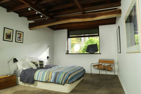 Anagama House & Studio - Accommodation Newcastle 3