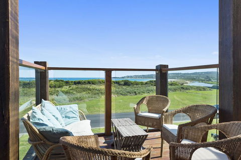 Anchorage - Accommodation Newcastle 0