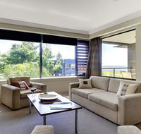 Anchorage Harbourside - magnificent views