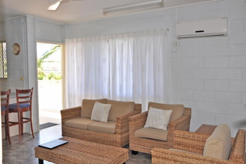 Angelwaters - Accommodation Newcastle 3