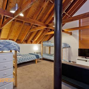 Aosta - Accommodation Newcastle 2