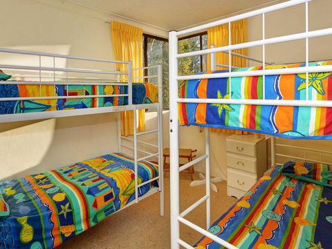 Apartment With Inground Pool - Accommodation Newcastle 1