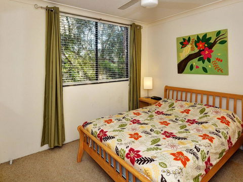 Apartment With Inground Pool - Accommodation Newcastle 3