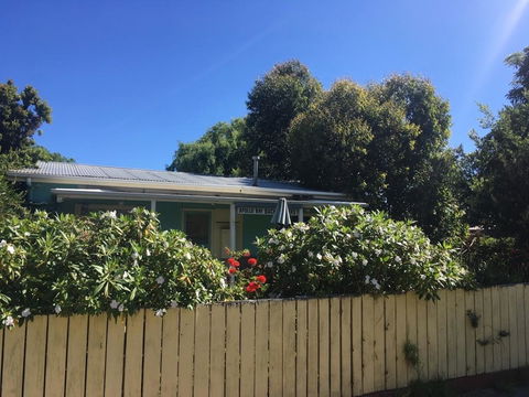 Apollo Bay Backpackers - Accommodation Newcastle 0