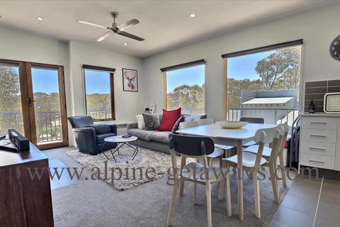 Apres - Accommodation Newcastle 0
