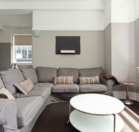 Apt - Sunny with Views - Accommodation Newcastle