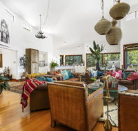 Aquila Retreat Mansion - Accommodation Newcastle