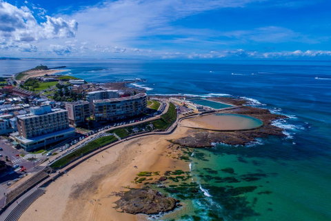 Arena On The Beach - Accommodation Newcastle 2