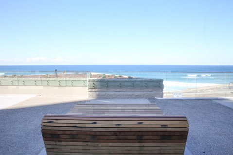 Arena On The Beach - Accommodation Newcastle 3