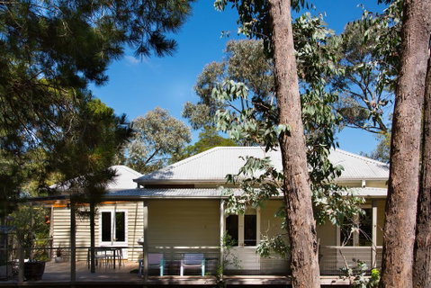 Ashling - Accommodation Newcastle 0