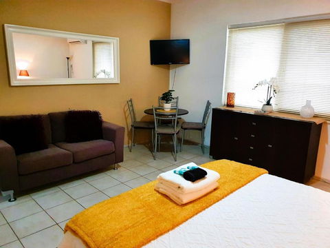 M104 West Perth Studio Apartment Near Kings Park - Accommodation Newcastle 1