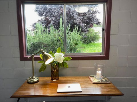 MAGNOLIA HOUSE ON THE CREEK - STANTHORPE - Accommodation Newcastle 3