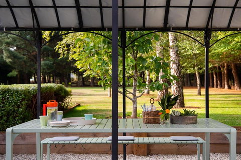 Maison 24 - Accommodation Newcastle 2