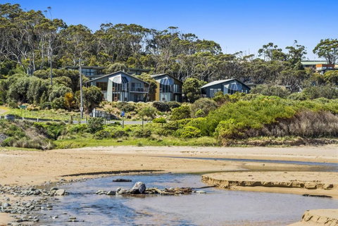 Manta Ray One - Accommodation Newcastle 2