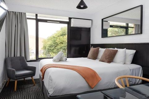 M Hotel - Accommodation Newcastle 3