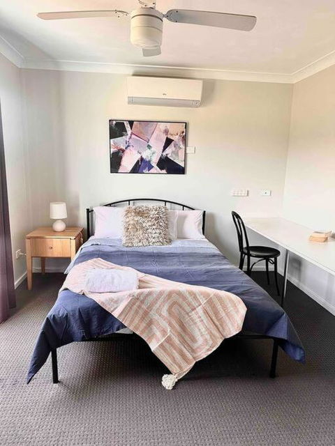 Maya Newcasle 6 Bedrooms Home - Accommodation Newcastle 0