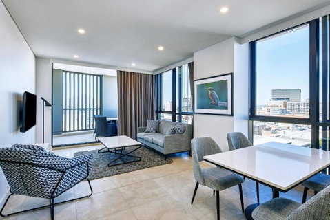 Meriton Suites Liverpool - Accommodation Newcastle 1