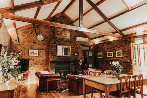 Mintaro Cottage - Accommodation Newcastle 2