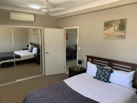 Modern Beach Apartment - Accommodation Newcastle 3