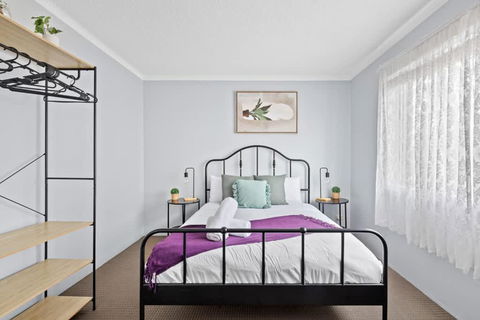 Modern Private Double Room - Central Spot At Liverpool - Shared Bathroom - Accommodation Newcastle 0