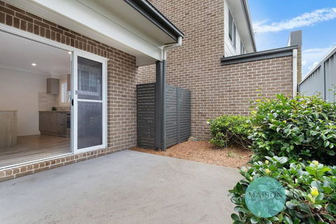 Modern Townhouse In The Heart Of Adamstown - Accommodation Newcastle 3