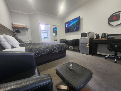 Motel24Seven And Apartments - Accommodation Newcastle 3