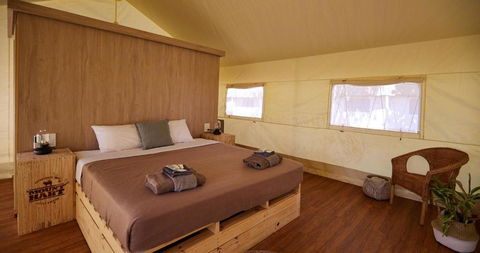 Mount Hart Wilderness Lodge - Accommodation Newcastle 3