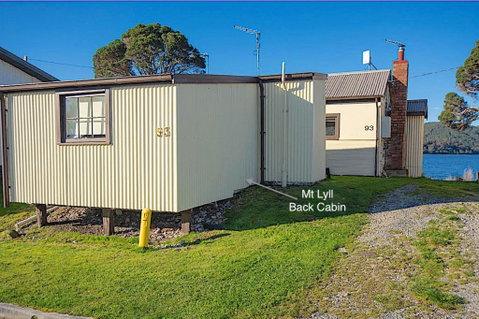 Mt Lyll (Back Cabin)@Lettes Bay - Accommodation Newcastle 0