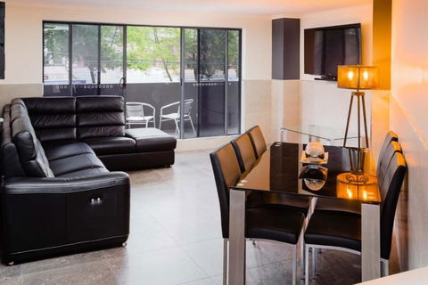 Nautilos On The Harbour - Accommodation Newcastle 2