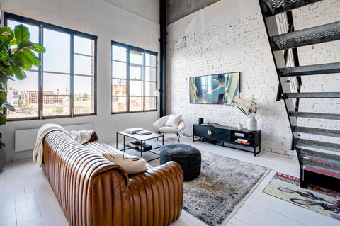 New York Converted Warehouse Apartment In Richmond - Accommodation Newcastle 3