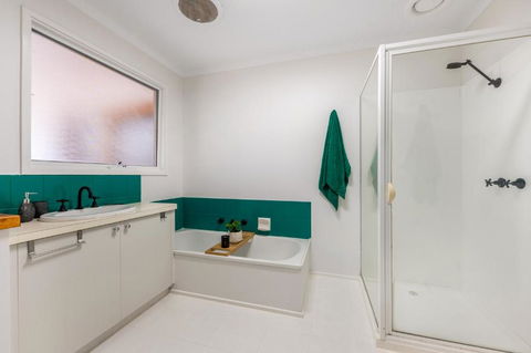 Ocean Grove Beach House - Accommodation Newcastle 1