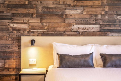 Nightcap At Westside Hotel - Accommodation Newcastle 1