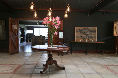 One Paddock Currency Creek Winery Villas - Accommodation Newcastle 3