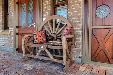 Old Bank Boutique Hotel - Accommodation Newcastle 3